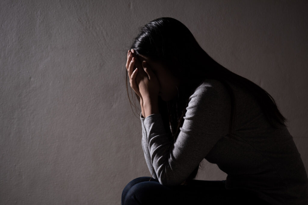 effetti-della-musica-sul-cervello-negativi-comparsa-sintomi-depressivi