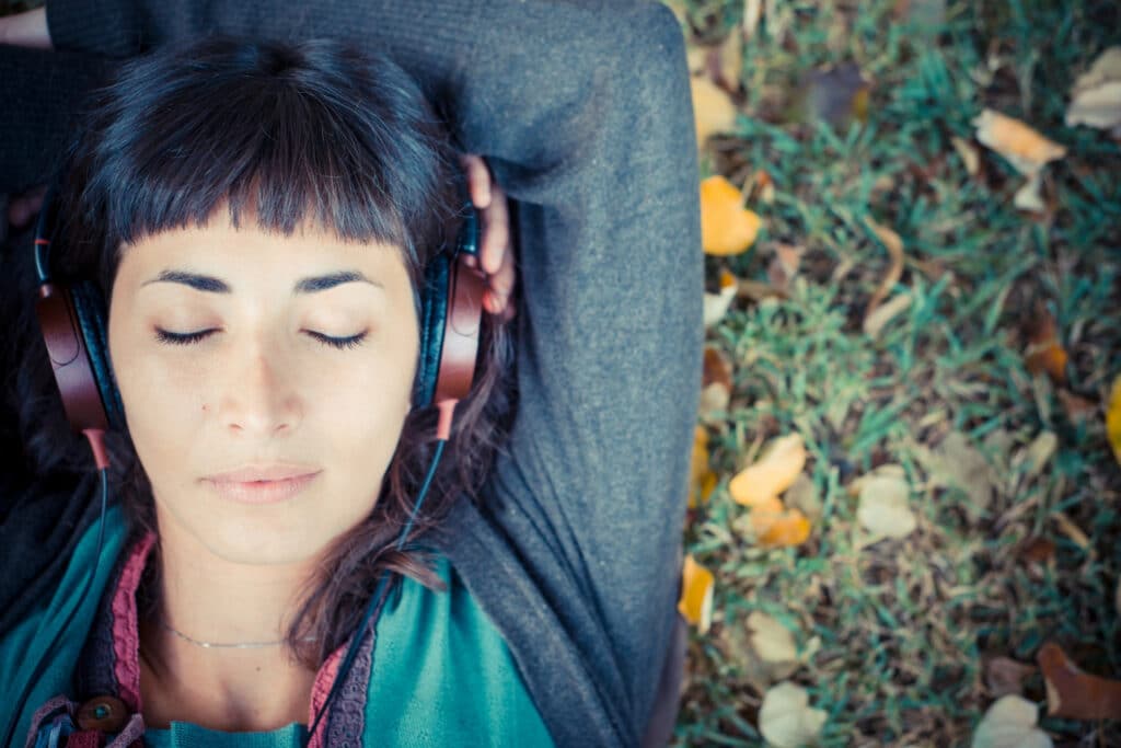effetti-della-musica-sul-cervello-positivi-diminuzione-stress